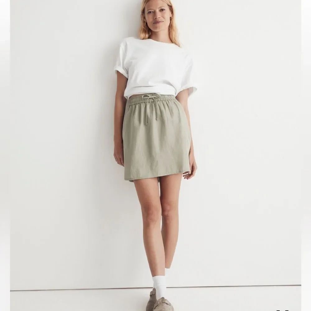 Madewell Linen-Blend Curved-Hem Mini Skirt Olive Green Women's Skirt Small